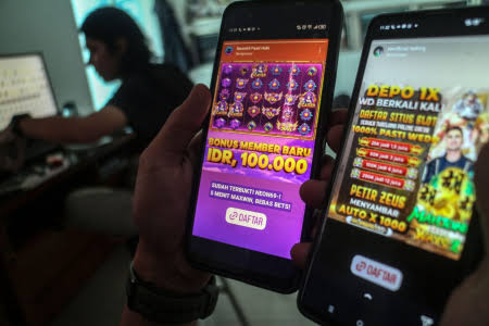 Mesin slot adalah permainan kasino yang sangat populer di seluruh dunia, termasuk di Indonesia. Ada beberapa jenis mesin slot yang perlu